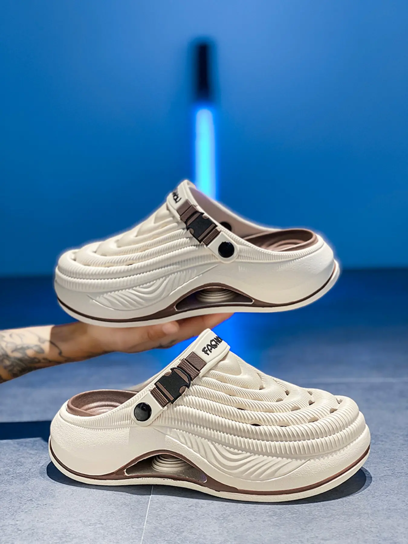 Summer Breathable Holey Shoes, Men's Anti-Slip Slip-On Slipper Shoes, Outdoor Driving Soft Sole Beach Sports Sandals, Comfortable and Durable