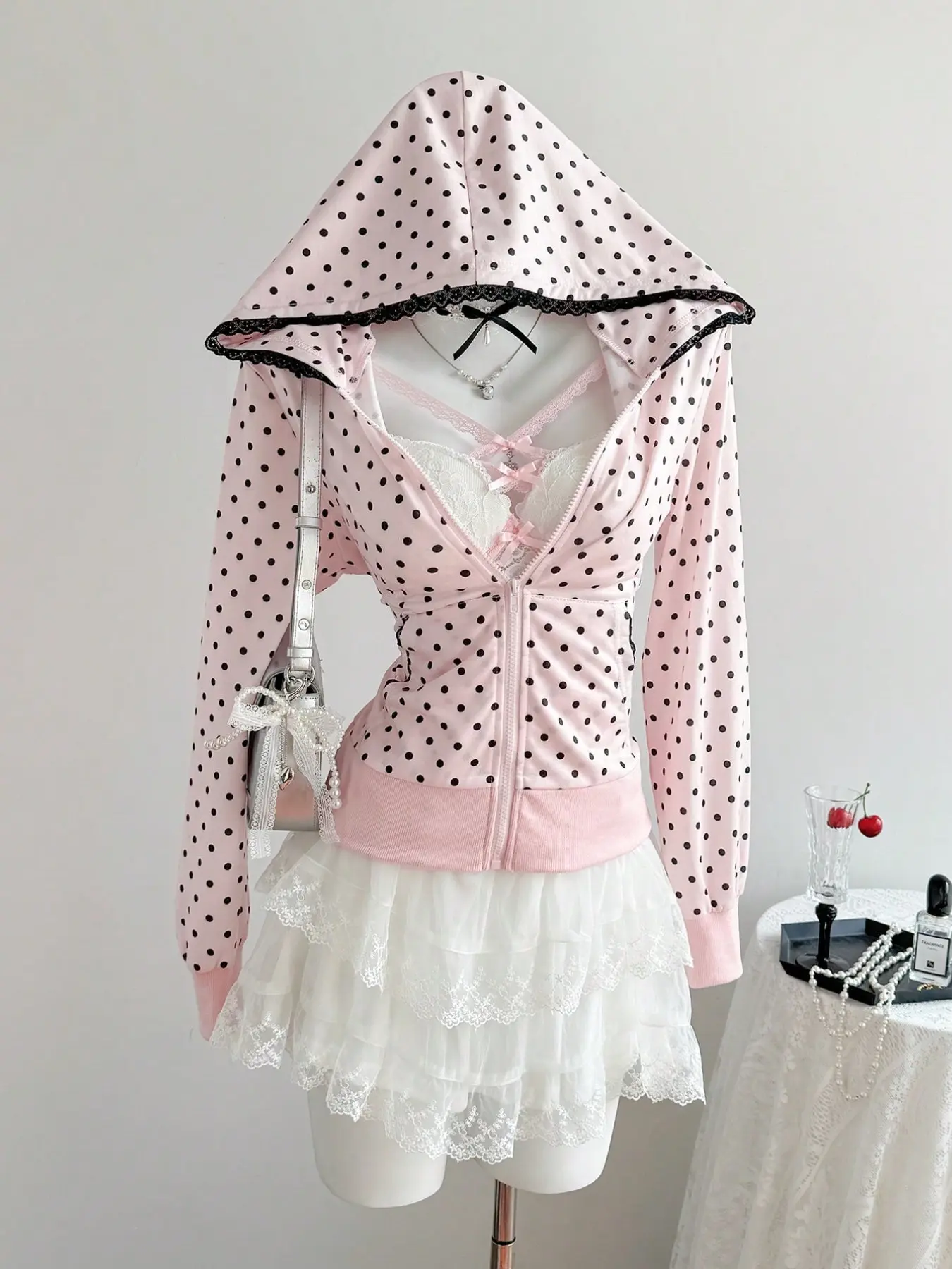 Y2K Coquette Polka Dot Zip-Up Hoodie, Lace Trim Cropped Slim Long Sleeve, Girly Streetwear Jacket, Trendy Fashion Outerwear