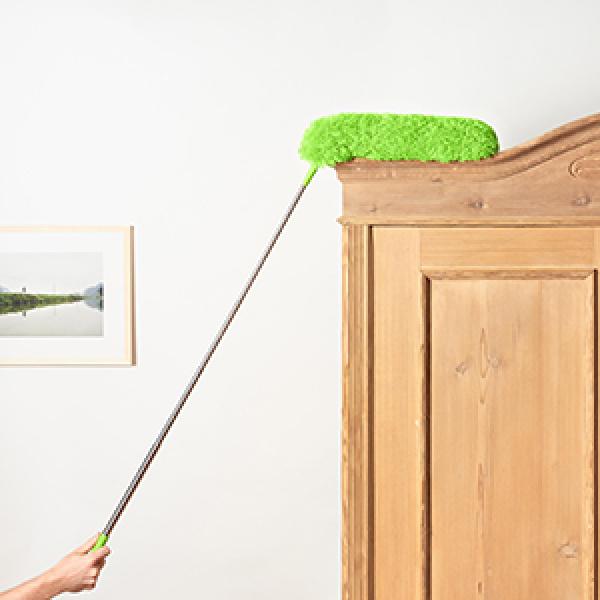 Extendable Feather Duster, Microfiber Duster, Ceiling Fan Duster, Feather Dusters for Cleaning, Dust Cleaner, Cobweb Duster - Electrostatic Bendable Head - Set of 2 Replacement Heads ceilingfan duster