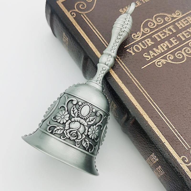 Retro Metal European Style Hand Bell Classic Vintage Craft Bell Clear Loud Sound Decorative Alarm Bell Festive Christmas Ornament Hanging Wind Bell Elegant Handicraft Art Decoration for Home Party Holiday Wedding Cafe Bar Farmhouse Indoor Outdoor Seasonal