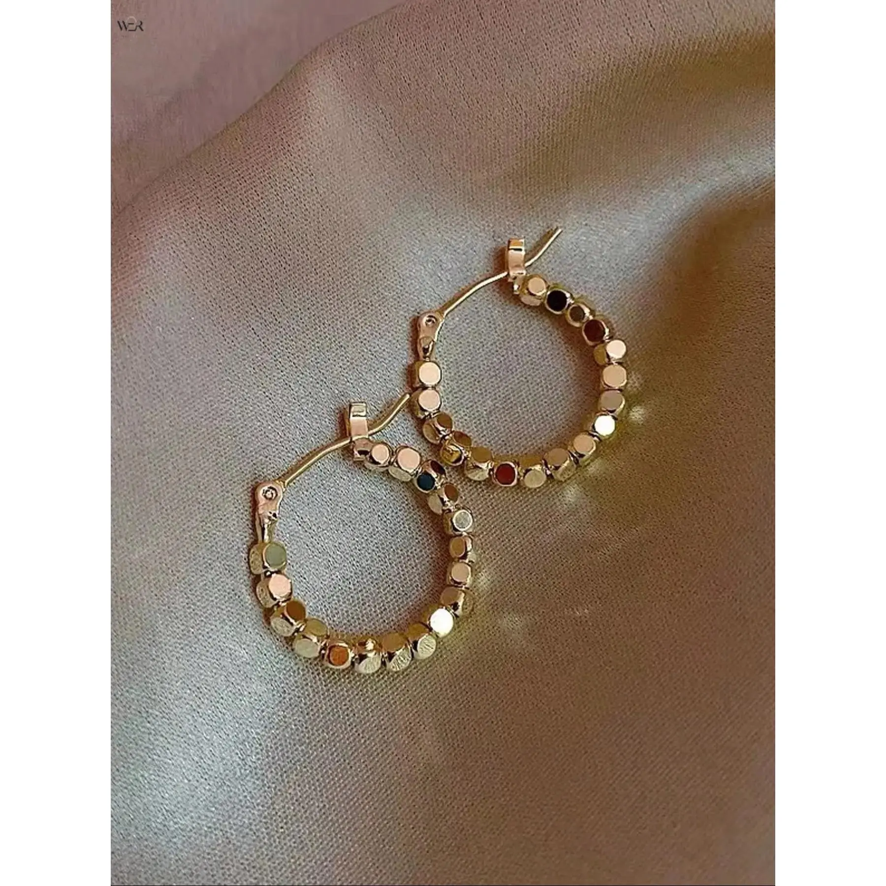 Women's 2-Tone Gold-Silver Tiny Square Disc Huggie Hoop Earrings, 2cm Electroplated Mini Reflective Sequin Click Loop Earrings, Minimalist Dainty Stackable Lightweight Everyday Wear Jewelry Gift