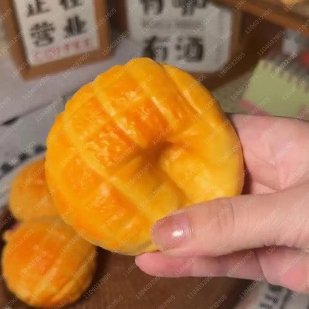 Crunchy Pineapple Bun Stress Ball Food-Shaped Shapeable Non-Bounce Squeeze Ball ASMR Sensory Anti-Stress Fidget Toys for Adults