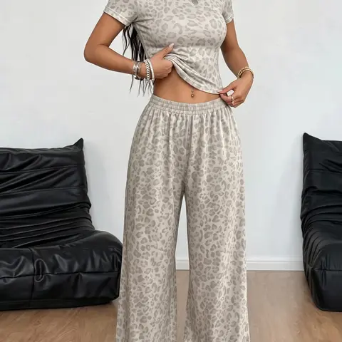 Low Saturation Grey Leopard Print Y2K Streetwear Loungewear Slim Cropped Short Sleeve Tee Elastic High Waist Wide Leg Trousers Women Two Piece Set, Casual Fitted Set, Cozy Lounge Wear