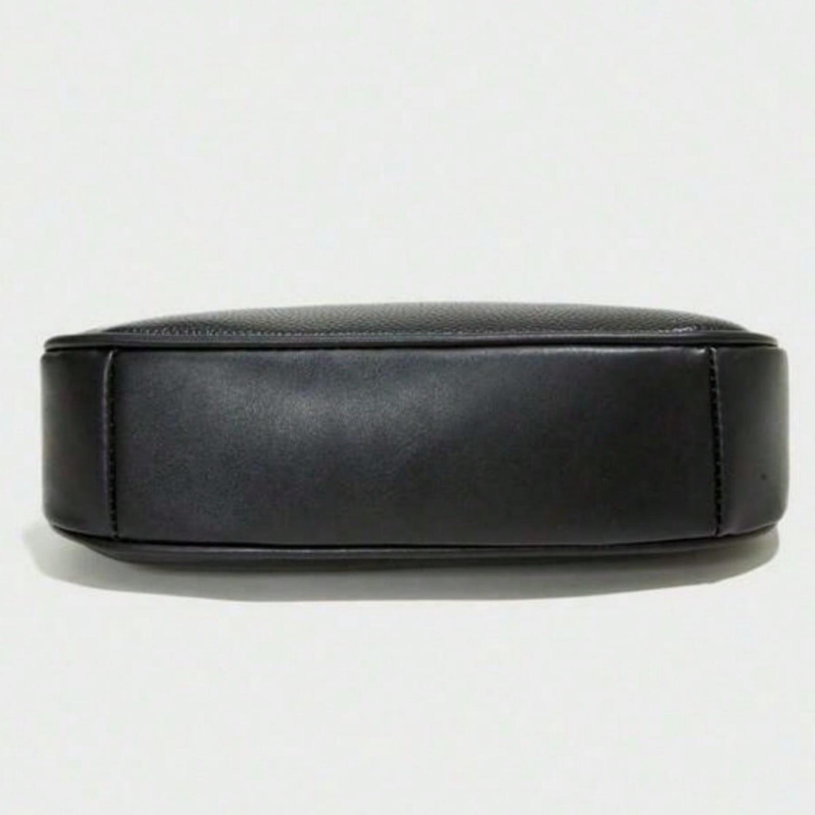 New Fashionable Women's Shoulder Bag With Black Bow Pendant and Letter Decoration, Multifunctional PU Waterproof Fabric Handbag Women's Umarm Bag Armpit Bag Suitable for Shopping, Commuting, Going Out, Parties and Other Activities