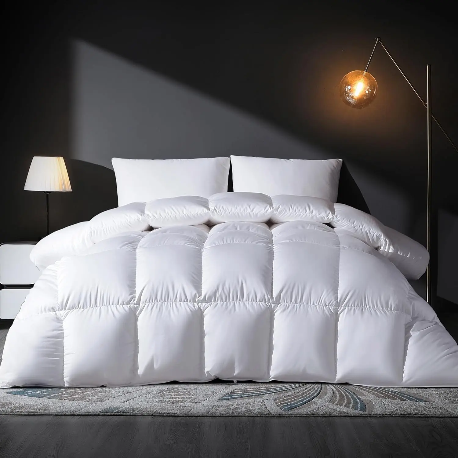 Feather Down Comforter Queen Size Duvet Insert, Light Weight True Baffle-Box Noiseless Bedding Comforters, Soft Hotel Collection Bed Comforter, Medium Warmth - White, 90 X 90 in.