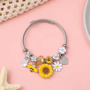 DIY Floral Heart Bee Sunflower Bracelet for Women, Stainless Steel Open Cuff Wristband, Elegant Fashion Accessory, Perfect Gift Idea