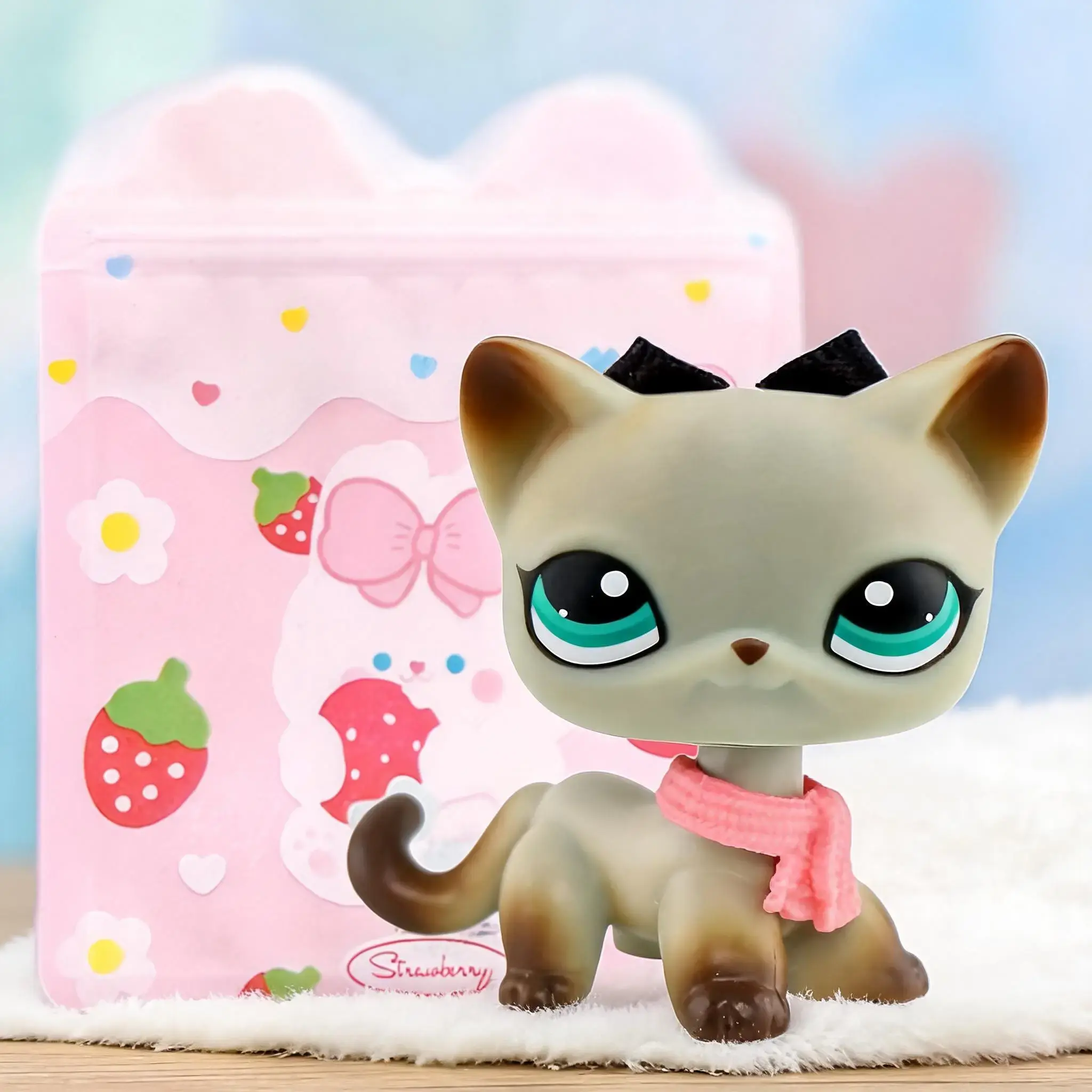 Lps Shorthair Cat Collectible Doll, Different Eyes, Mini Pet Shop Rare Figure with Accessories, Birthday Christmas Halloween Gift, Cute Doll Collectible