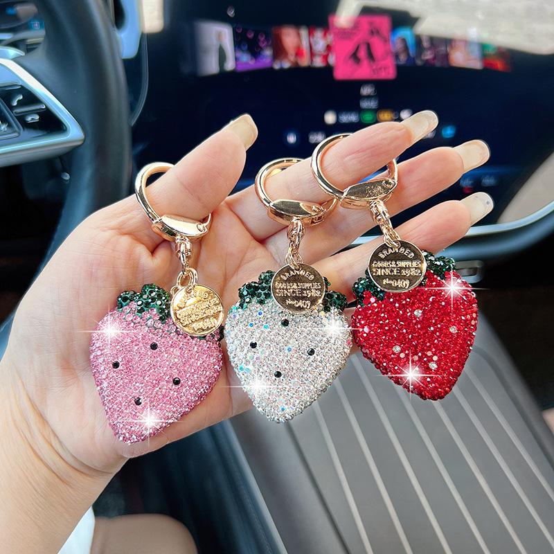 Studded Strawberry Keychain, Fashion Bag Accessories, Gift Key Ring, Handmade Creative Keychain, Studded Strawberry Bag Hanging Decor, Women's Gift Keychain, Accessory Hanging Keychain