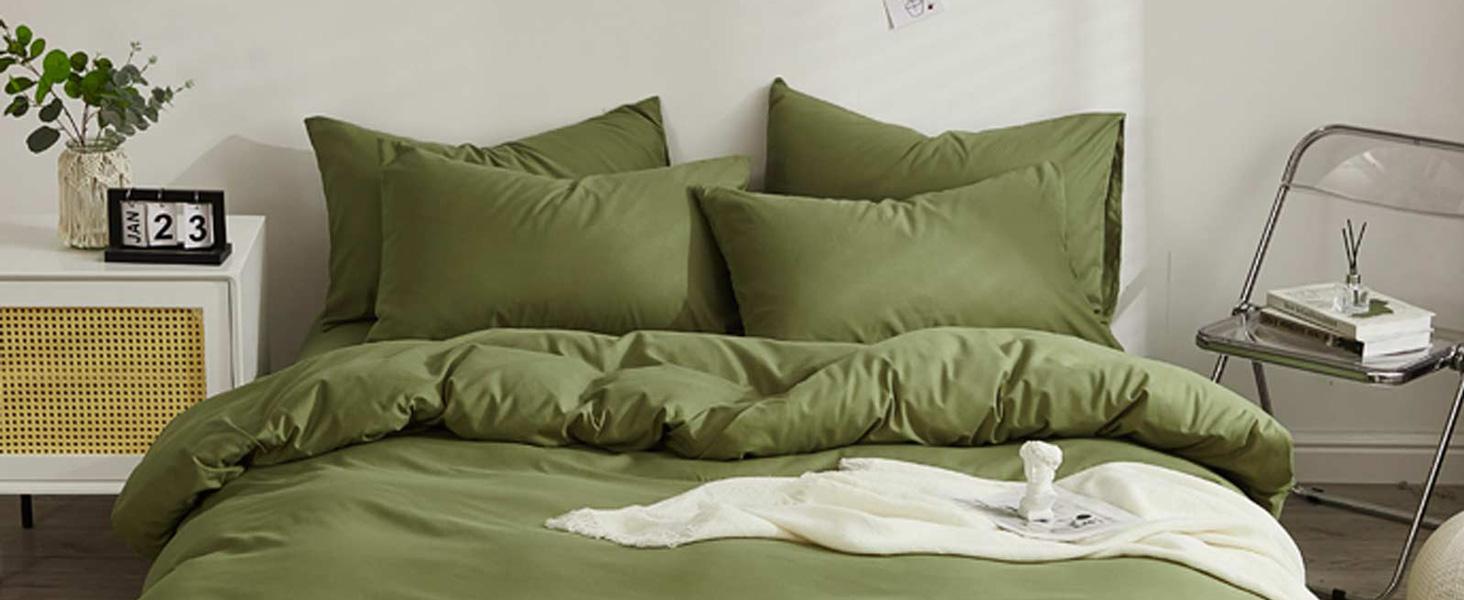 Queen Comforter Set Dark Green, Olive Green Soft Reversible All Season Down Alternative Quilted Duvet Insert, Microfiber Filling, Luxury Quality Bedding Sets in a Bag 3PCs 90x90, Green Queen Comforter Set Dark Green, Olive Green Soft Reversible All Season Down Alternative Quilted Duvet Insert, Microfiber Filling, Luxury Quality Bedding Sets in a Bag 3PCs 90x90, Green