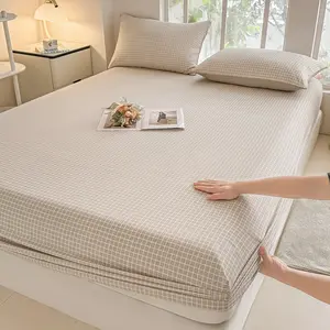 1pc Plaid Print Fitted Sheet, Dust-Proof Mattress Protector, Elastic Band, Breathable, Suitable for All Seasons, Single, Twin, King Size