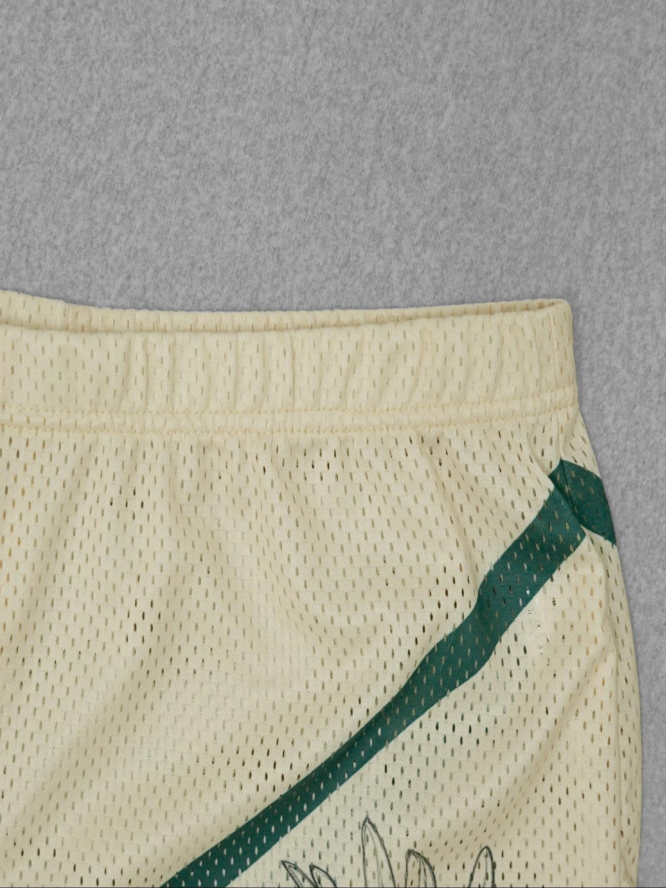 2-piece set of new spring and summer casual street sports style Womenswear V-neck short sleeved loose fitting size 03 "USA" slogan green striped T-shirt+five point apricot mesh shorts set