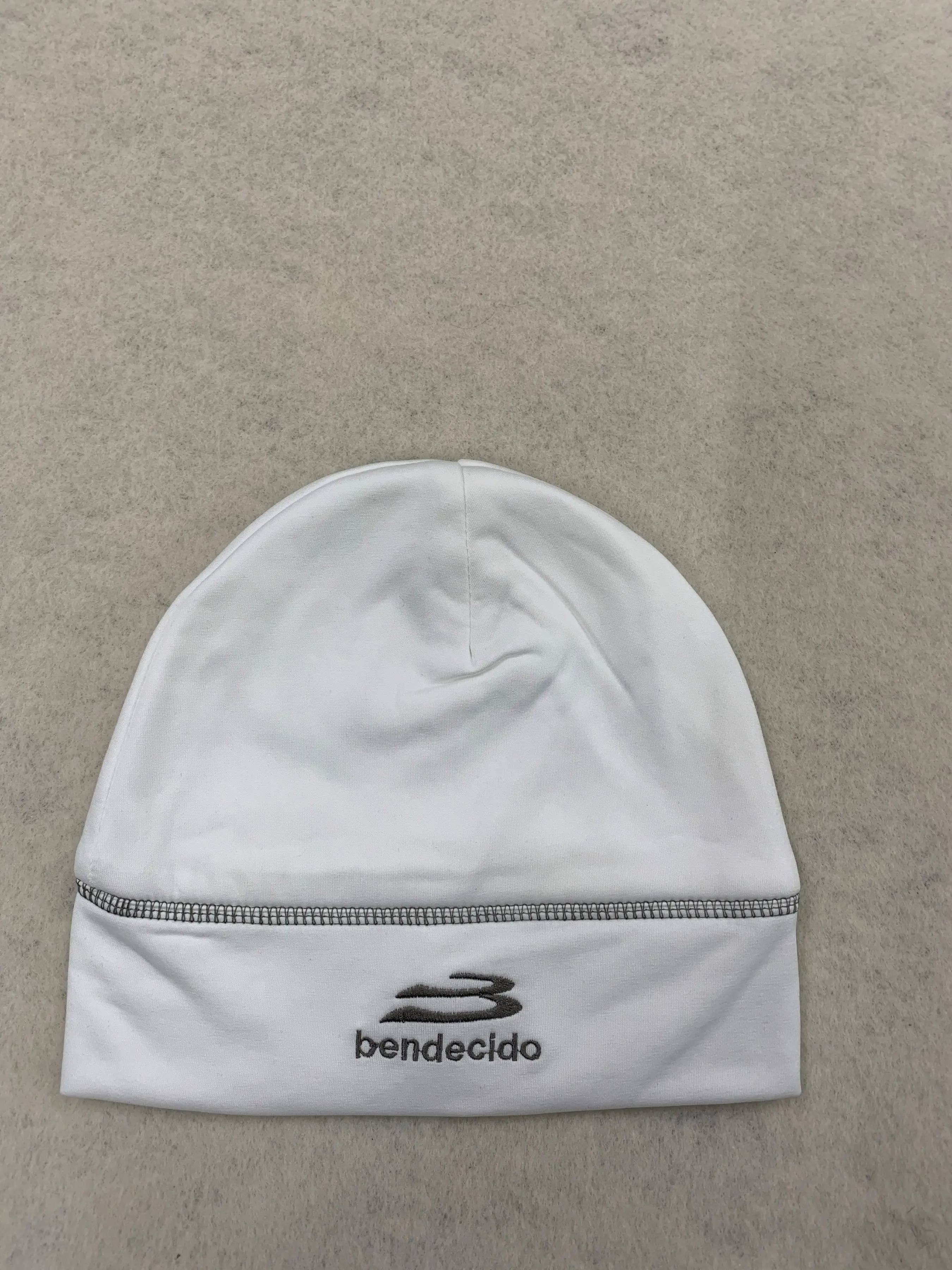 American Street Style Signature Print Beanie, Simple Versatile Stretch Hat, Unisex All Seasons Fashion Accessory, Fitted Hat Beanie, Streetwear Headwear