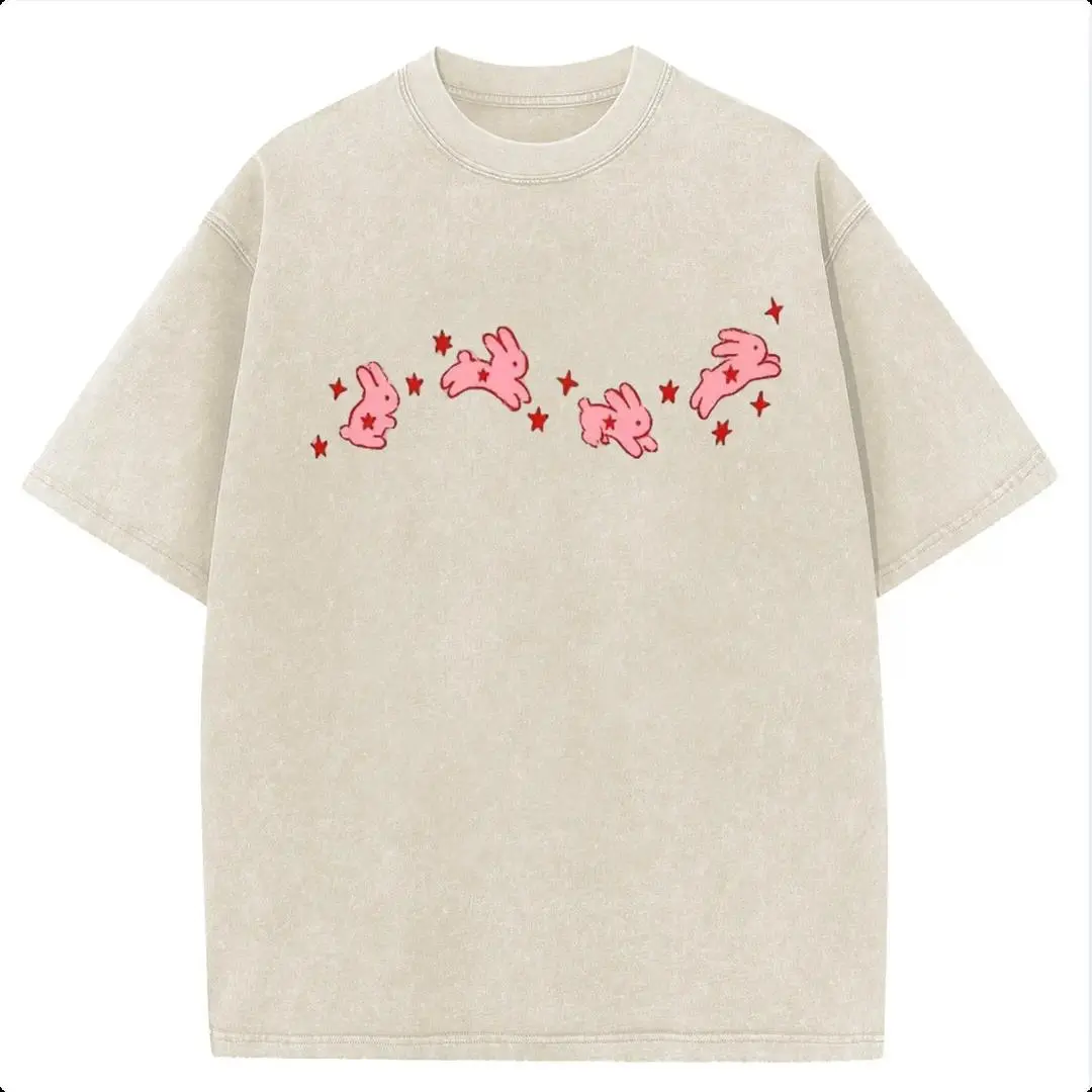 Oversized Tshirt Women Vintage Graphic Tees Cute Jumping Pink Bunnies Red Stars Graphic Tee, Camisetas de Mujeres Retro Washed Light Beige Cartoon Animal Print Soft 100% Cotton Crew Neck T Shirts Women Graphic Tee