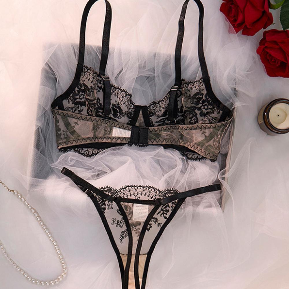 Polyester fiber mesh comfortable underwear set for women, simple and elegant, push-up adjustable bra set