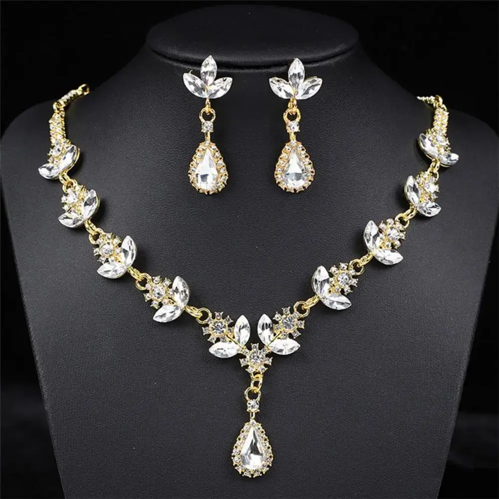 Women's 2-Piece Alloy Jewelry Set, Elegant Statement Purple Crystal Necklace and Earrings, Matching Accessories for Bridal, Prom, Formal Events, Crystals, Bling Effect, Meaningful Gifts, Females, Faceted Stones, Matching Pair, Anniversary, Rhinestone