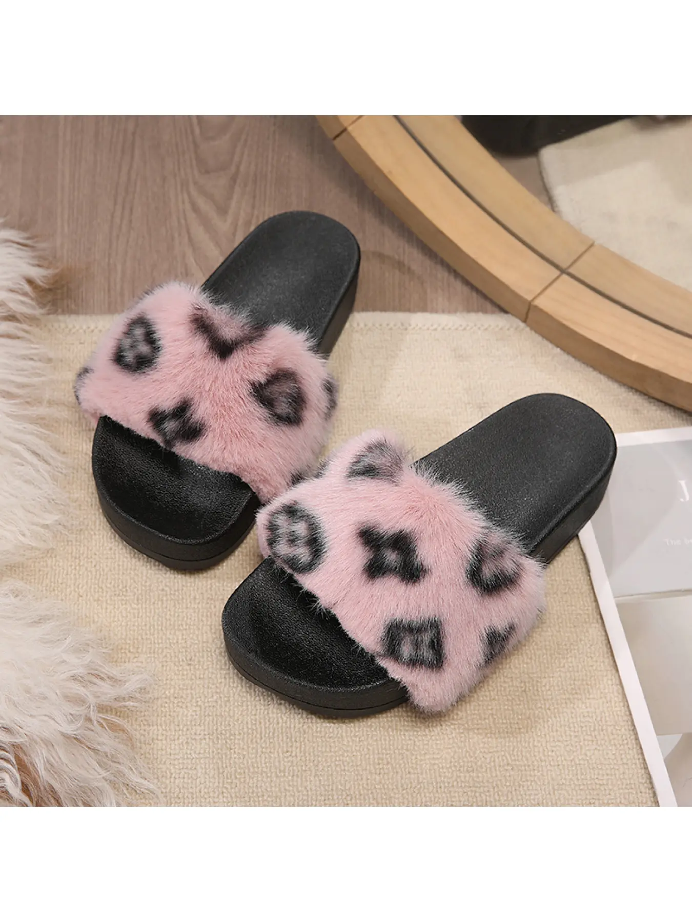 2026 New Trendy Women Leopard Fuzzy Platform Slide Slippers, Soft Plush Faux Fur Open Toe Thick Wedge Sole Non Slip Warm Comfy Indoor Bedroom Outdoor Street Casual Fluffy Slides For Autumn Winter One size small