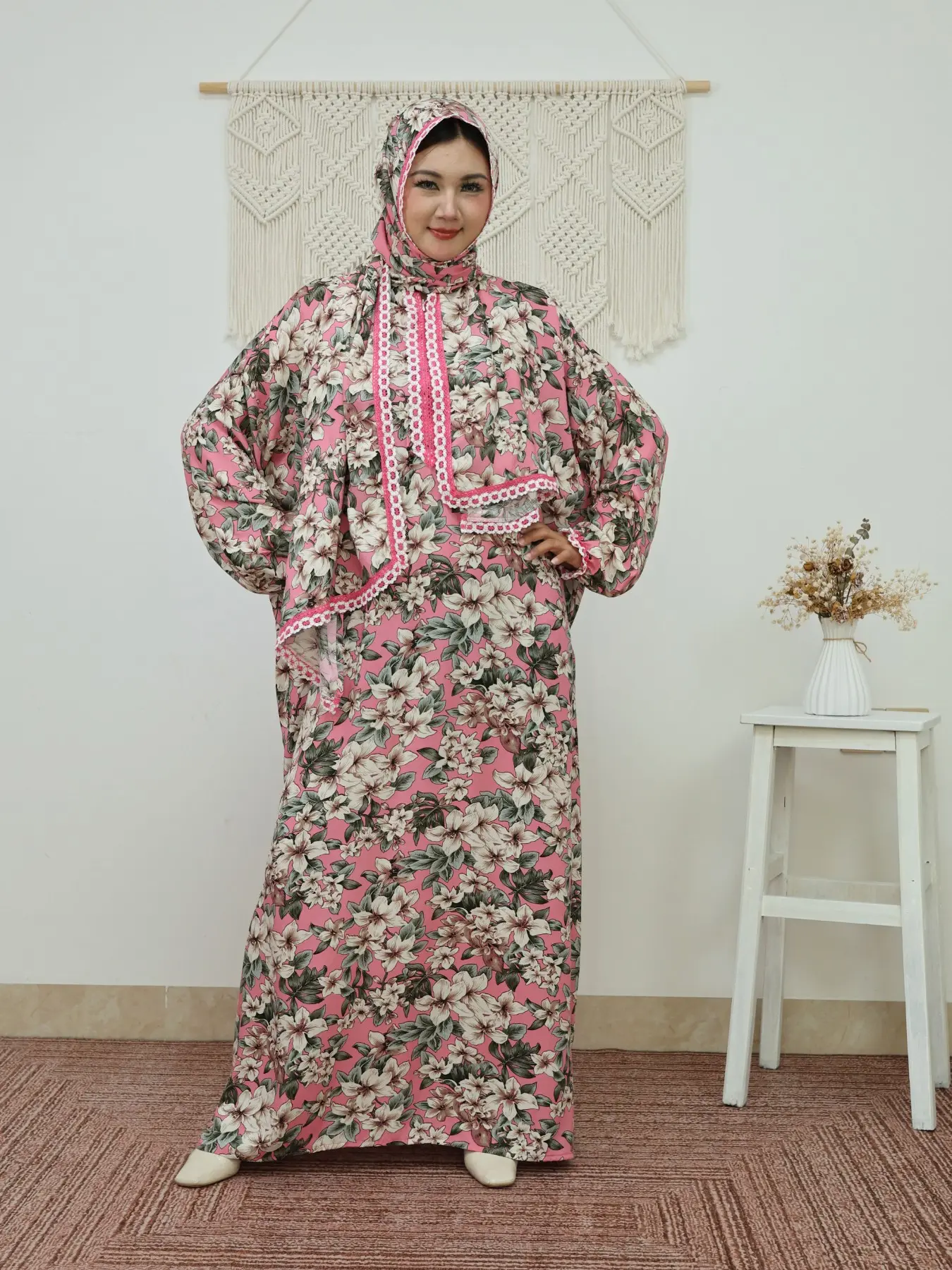 Middle Eastern Women's High-End Elegant Lace Scarf Prayer Dress, Fashion Printed Long Dress, Modest Loose-Fitting Long Sleeve Dress