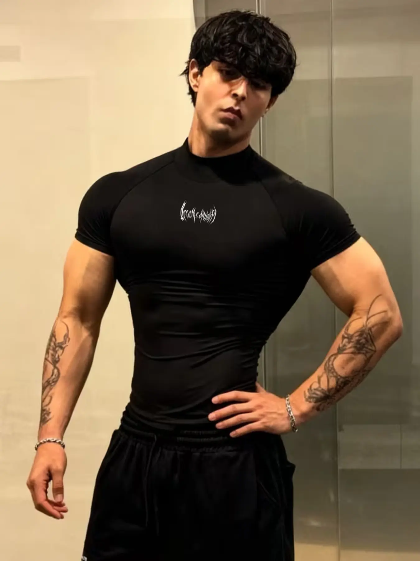 Men's European Style Half-Neck Raglan Tight Fitness Short Sleeve T-Shirt, Gothic Letter Print, High Elasticity, Quick-Dry, Breathable, Gym Training Top