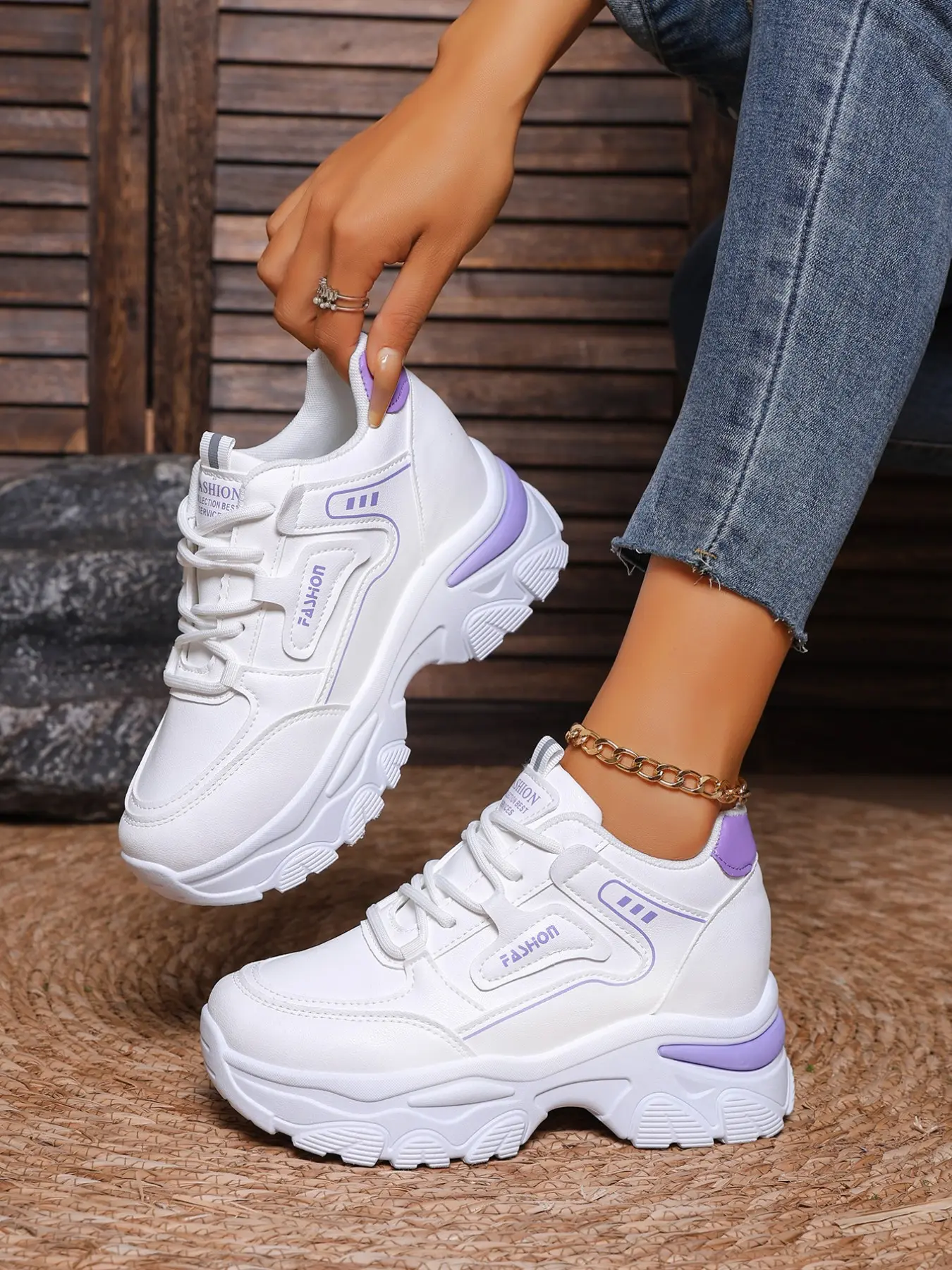 Lace-up sports dad shoes, Patchwork walking shoes, Athletic, designed for women, height-increasing white casual Trainer chunky heel shoes, comfortable lightweight wedge sneakers, breathable and durable, suitable for school, travel, and other occasions