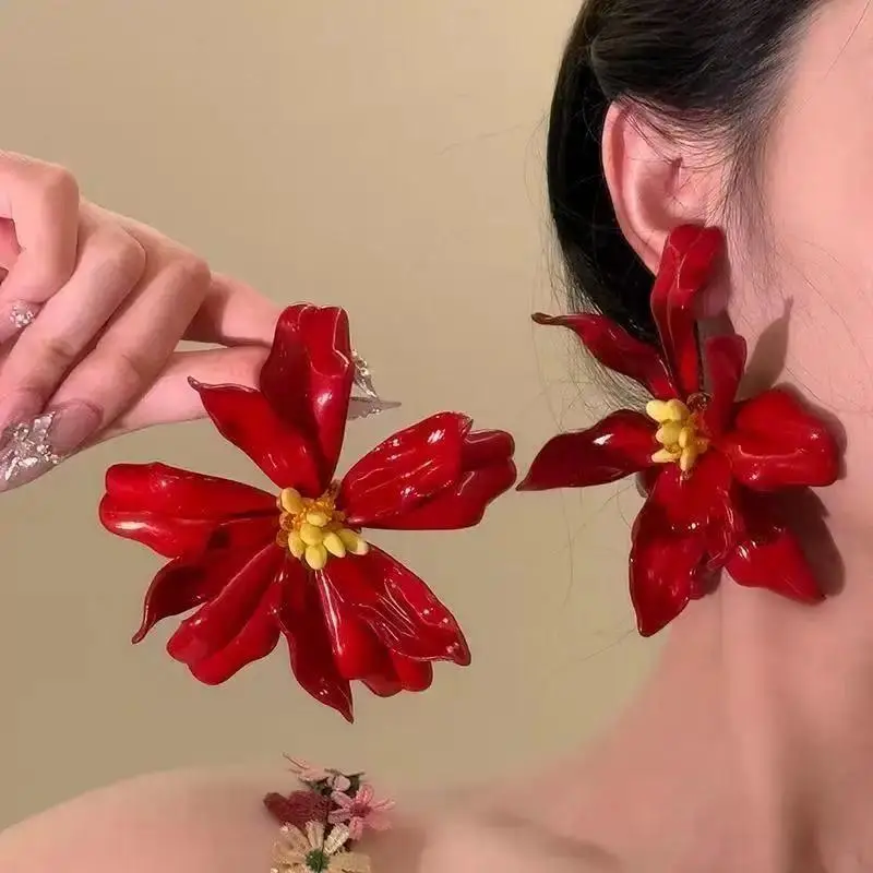 Exaggerated Large Red Flower Earrings for Women Personality Trendy Multi Layer Acrylic Flower Earrings Party Jewelry Accessories