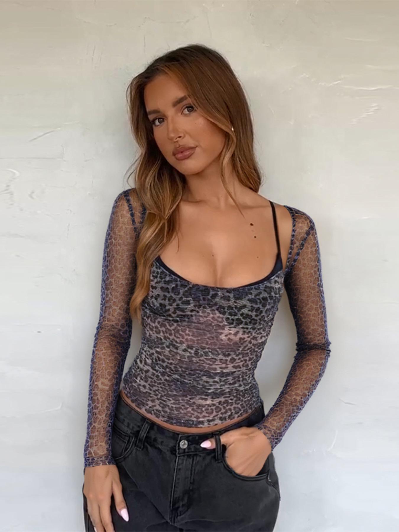 Leopard Print Long Sleeve Knit Top, Stylish Women's Casual Wear, Perfect for Daily, Trendy Animal Pattern Design