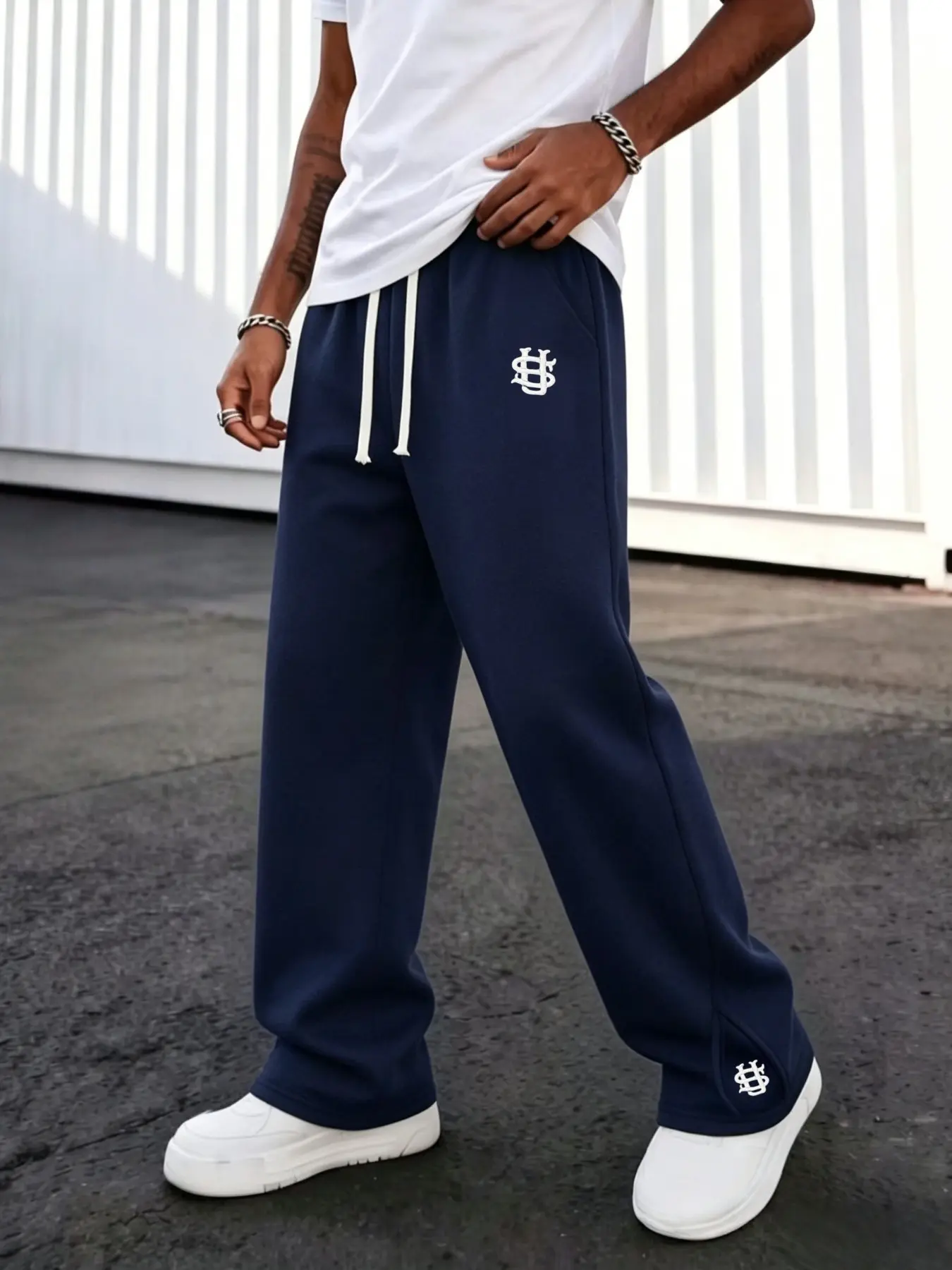 Men's Wide Leg Sweatpants, Minimal Embroidery Logo, Drawstring Elastic Waist, Loose Fit, Streetwear Track Pants, Spring & Fall