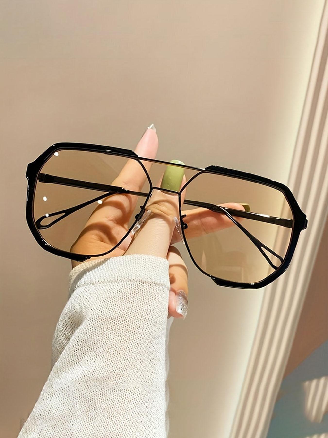 Women's Fashionable Frames, Trendy Casual  Cool Sunglasses for Everyday Use, Fashion Accessories for Outdoor Activities, Trendy Styling Sunglasses