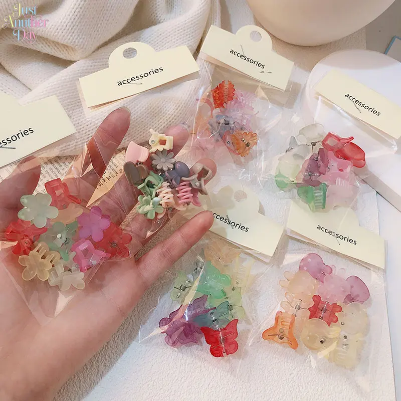 60Pcs Cute Jelly Color Mini Hair Clips Set, Transparent Flower & Heart Small Claw Clips, Pastel Color Side Bang Hair Pins, Aesthetic Hair Accessories for Girls & Women