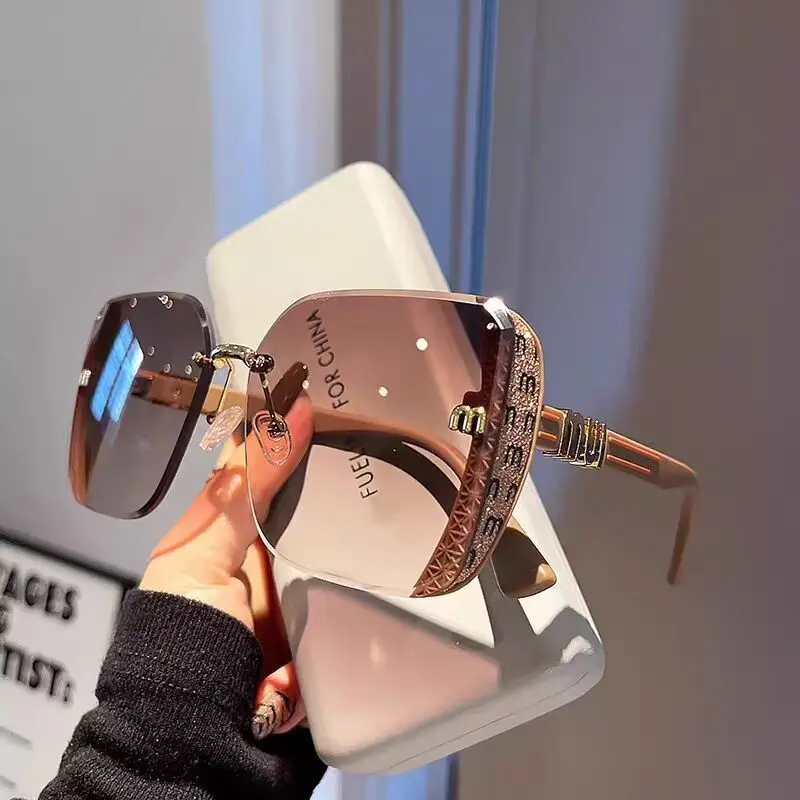 Fashion frame cut-edge women's high-end trendy simple glittering letter style fashionable glasses