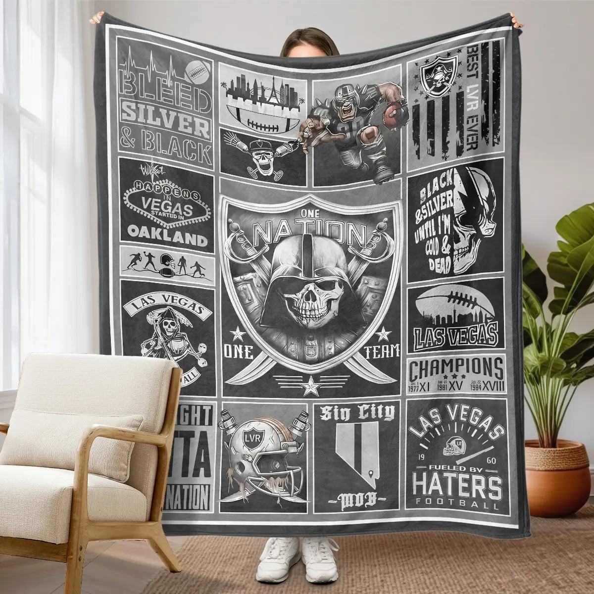 1pc Las Vegas Raiders Vintage Football Collage Fleece Blanket, Black Silver Grid Skull Slogan City Sports Retro Print. Soft Warm Throw for Sofa, Bed, Office, Camping Trip, Ideal Christmas Gift.