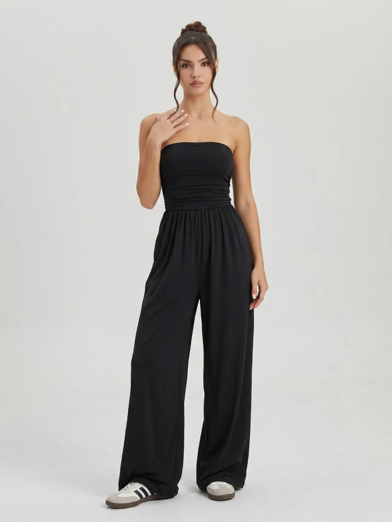 Women's Versatile Solid Color Strapless Shirred Waist Playsuit, Lightweight High Stretch Sweat-Wicking Daily Outfit, Summer Skin-Friendly Breathable Flattering Womenswear #TikTokMadeMeBuyIt #SummerEssentials #Athleisure