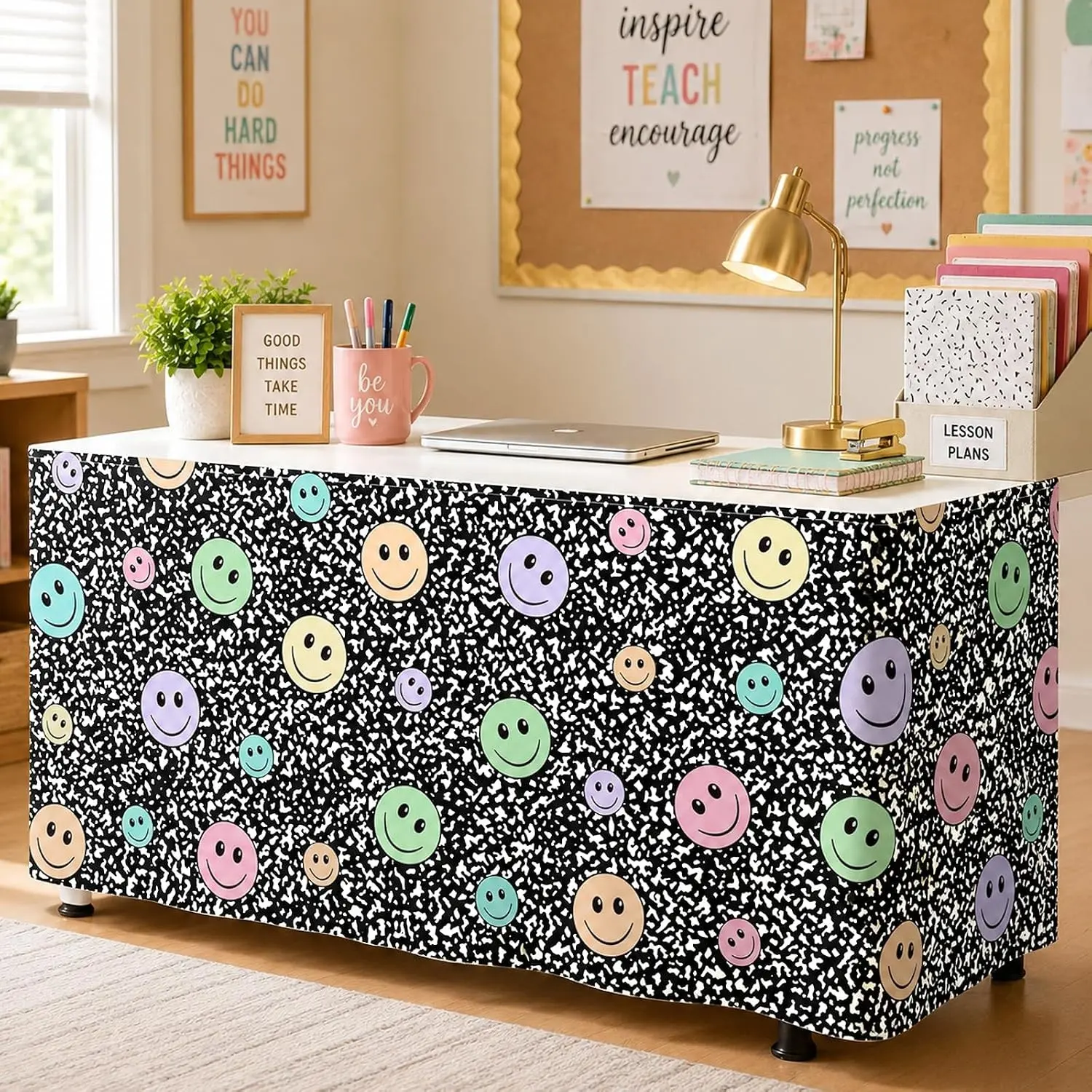 Smiley Face Tablecloth, Teacher Desk Cloth, Essay Notebook Decor, Classroom Decoration, Rectangular Tablecloth, Back-To-School Party Supplies