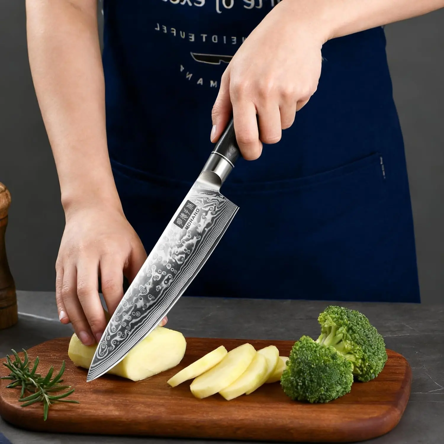 MDHAND Kitchen Chef Knife, 8 Inch Ultra Sharp Damascus Knife, Professional VG10 Super Steel Japanese Knife with Balanced Pakkawood Handle, Cooking Knives for Home Kitchen Gift Idea, Elegant Box#DealsForYouDays