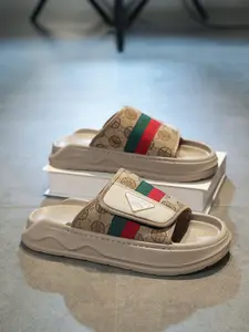 Lightweight Soft Sole Men's Slippers, Home Quiet Anti-Slip Floor Slippers, Comfortable and Durable Design, Perfect for Daily Use
