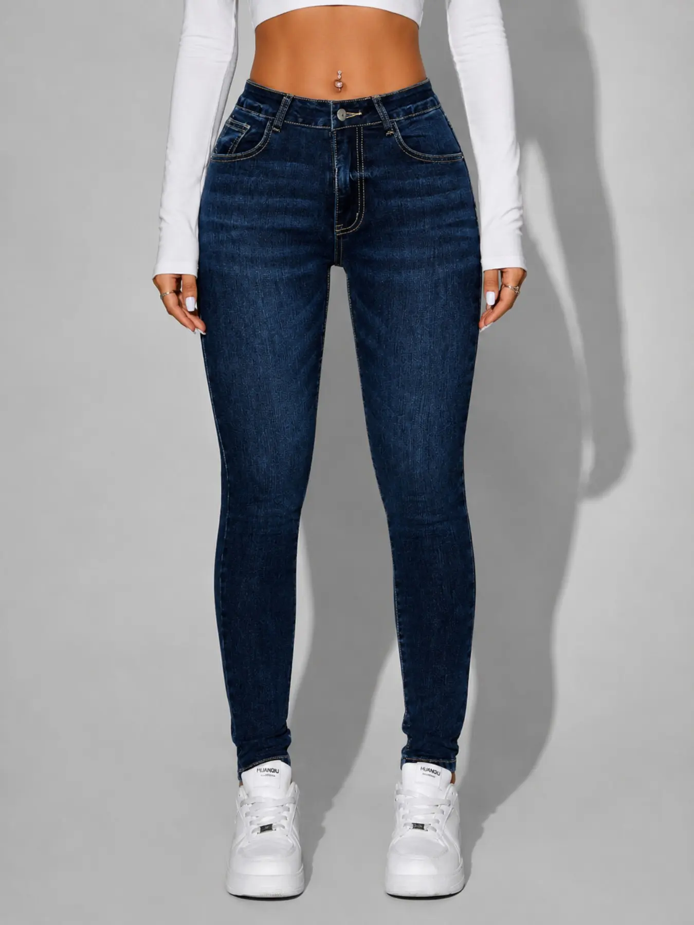 Petite Women's Casual Skinny Jeans with Pockets, Versatile Fit, Comfortable Daily Wear, Perfect for Everyday