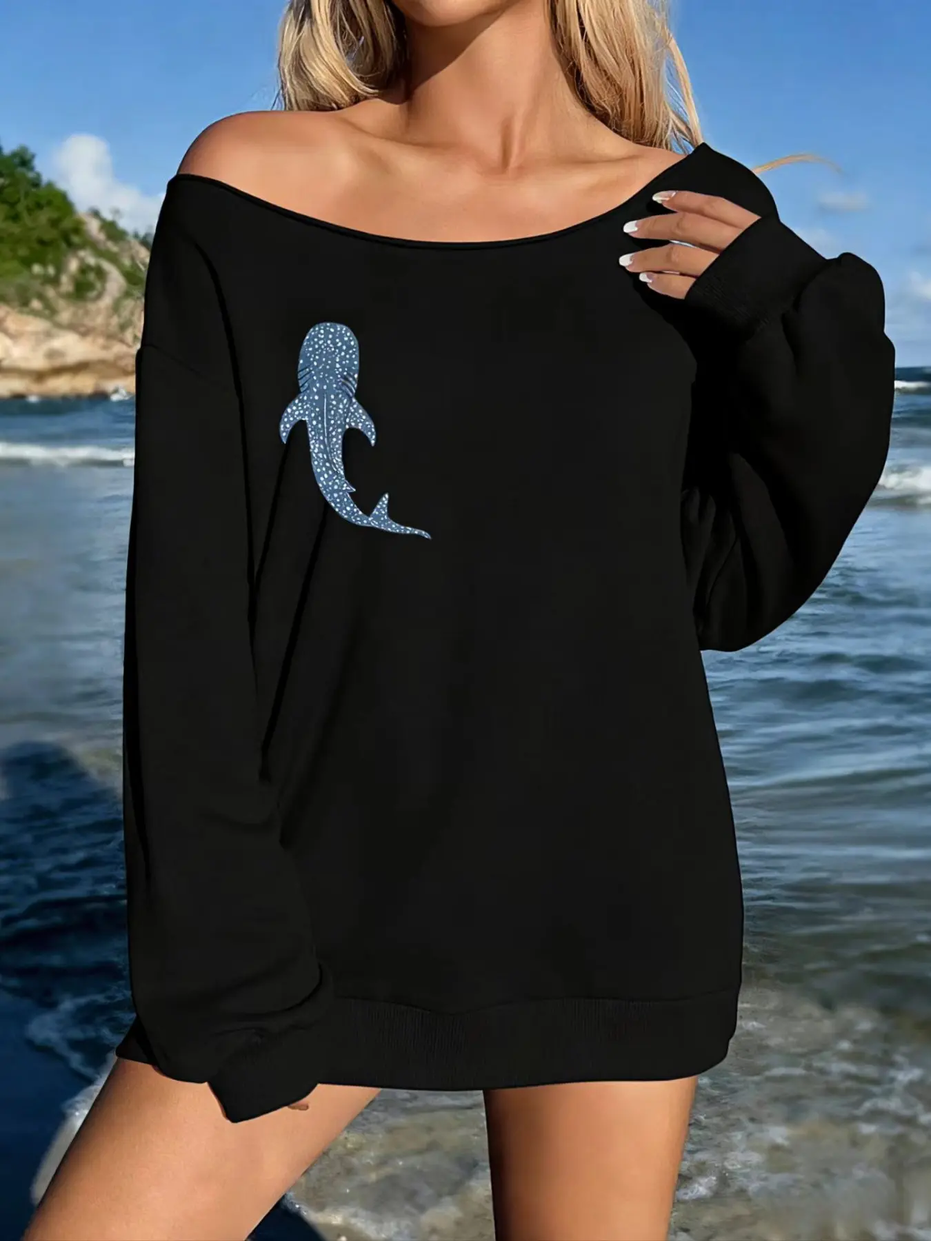 Off Shoulder Baggy Long Sleeve Graphic Sweatshirt, Cute Whale Shark Print Slouchy Pullover Top, Casual Y2K Beach Streetwear, Loose Off-The-Shoulder Tops For Vacation Daily Hangout Coastal Outfit