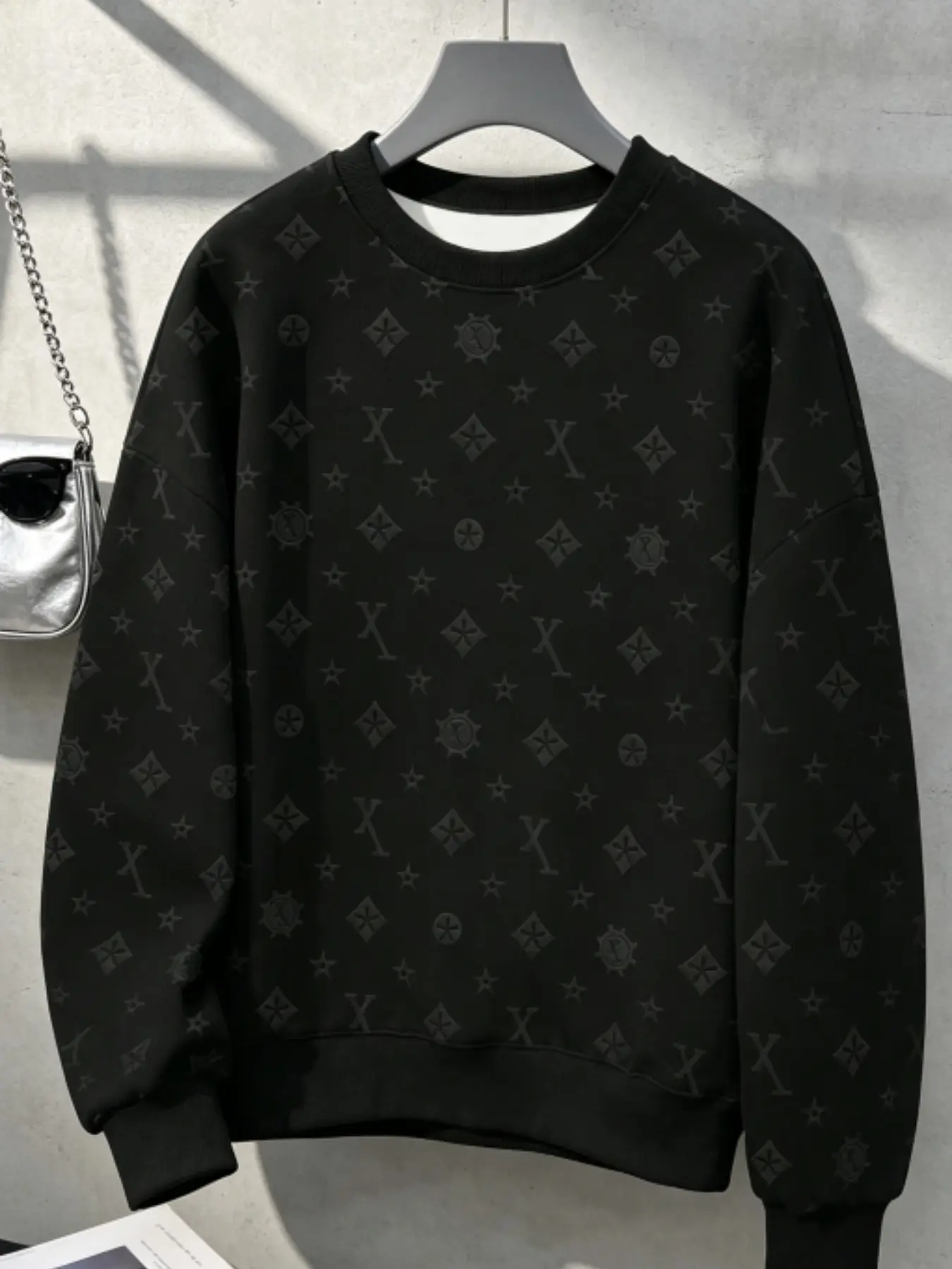 Men's Dark Tone Geometric Print Classic Crewneck Sweatshirt, Long Sleeve Loose-Fit Casual Top, Streetwear Fashion for All Seasons