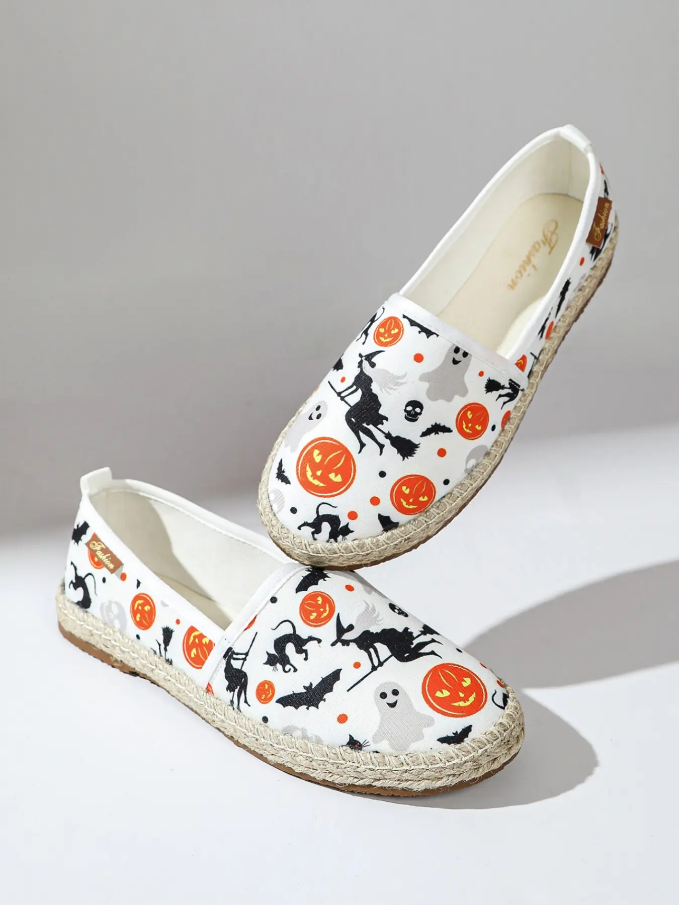 Halloween Print Witch Ghost Bat Pattern Slip-On Shoes, Breathable Canvas, Lightweight Soft Sole, Casual Daily Wear, Festival