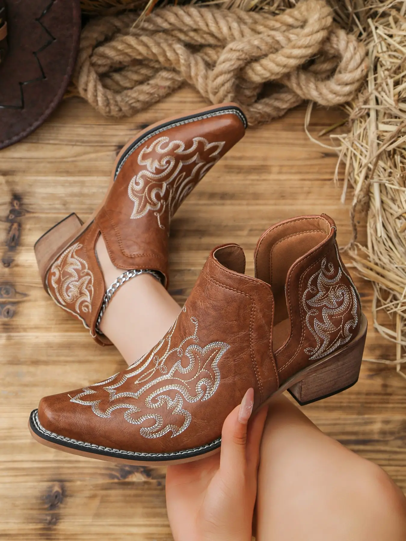 Women's Vintage Distressed PU Leather Boots, Western Style Embroidered Short Boots, Asymmetrical V-Neck Hollow Out, All Seasons Fashion Cowgirl Booties
