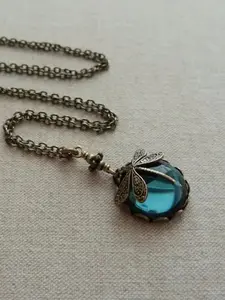 Vintage Blue Artificial Crystal Dragonfly Pendant Necklace for Women, Curated Necklace, Casual All-Season Daily Commute Party Jewelry