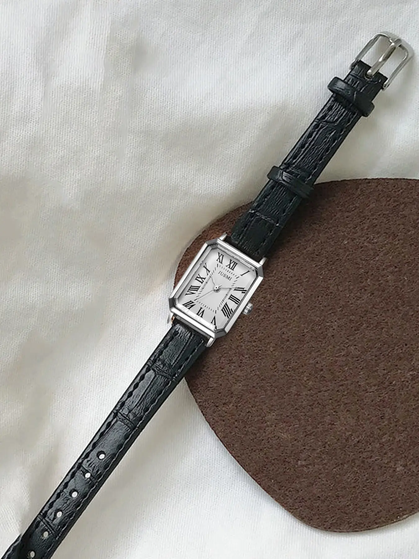 Vintage Quartz Watch for Women, Rectangular Octagonal Case, Roman Numerals, Leather Strap, / Dial, Casual Style