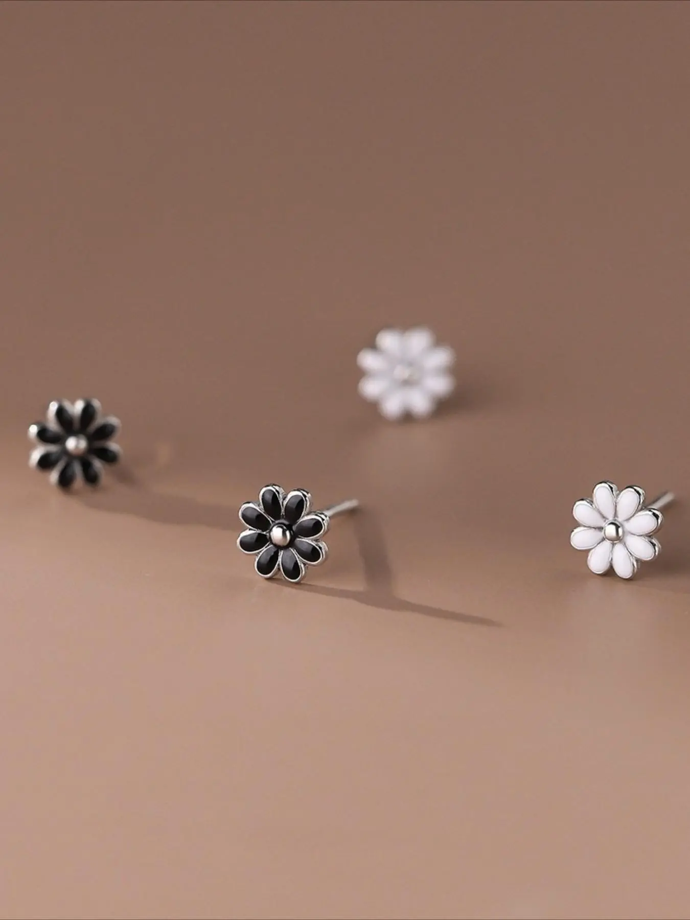 Cute Silver Color Sunflower Stud Earrings for Girls, S925 Sterling Silver Jewelry Gift Idea, Delicate Flower Design, Perfect for Festivals
