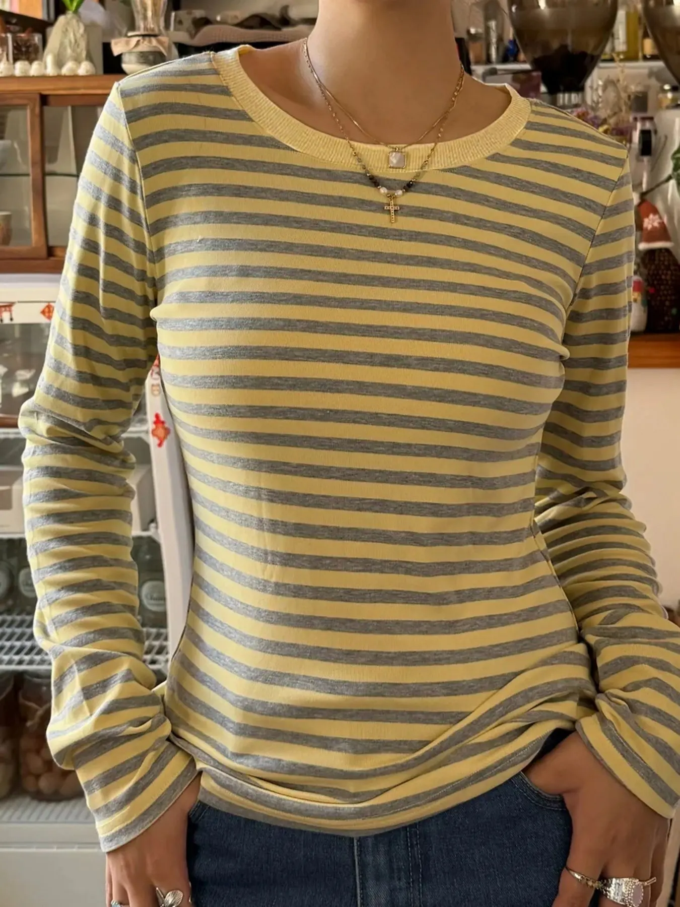 Colorblock Striped Round Neck Long Sleeve T-Shirt, Slim-Fit Versatile Top, Casual Base Layer Top, Stylish Tee