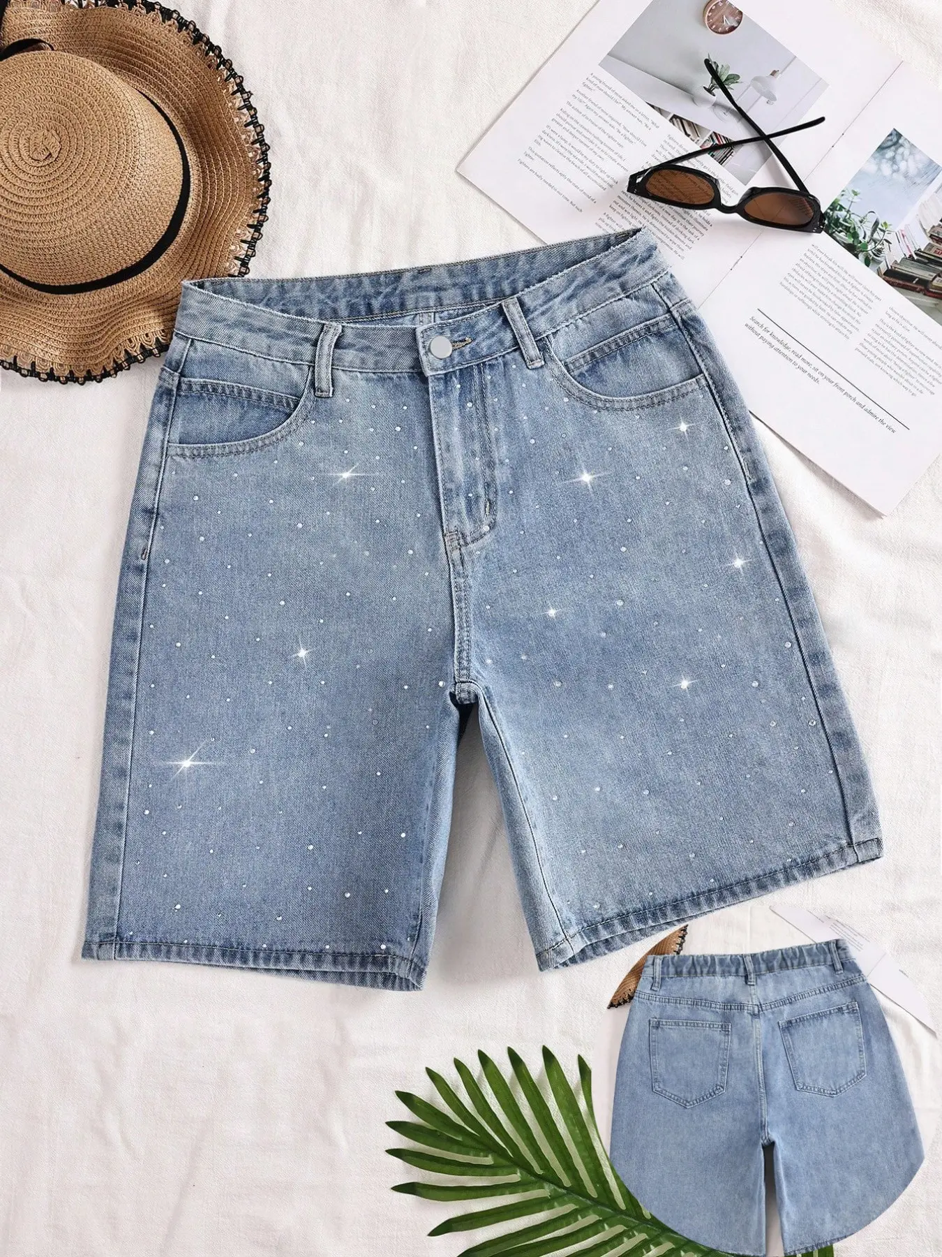 Elegant Women's Denim Shorts with Rhinestones, Casual Daily Wear, Non-Elastic Jean Shorts, Fashionable and Chic, Perfect for Everyday Style