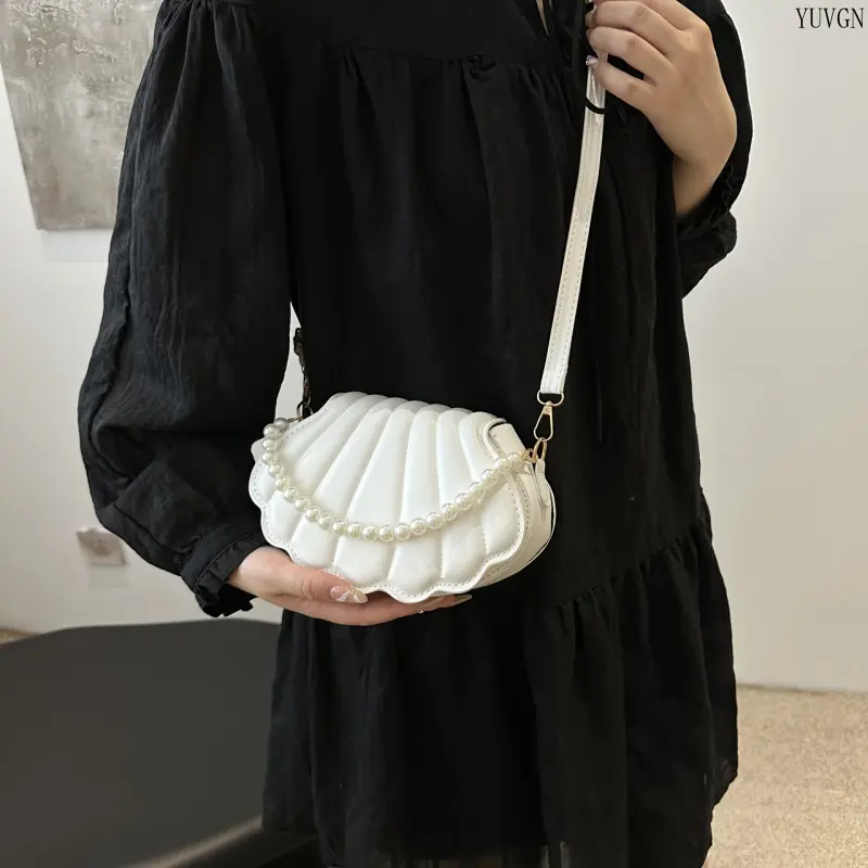 Elegant Shell Shape Crossbody Bag for Women, 3D Embossed Mini Purse with an Adjustable Pearl Strap for Casual Party Wear, Adjustable Crossbody Shoulder, Crossbody Bags For Women
