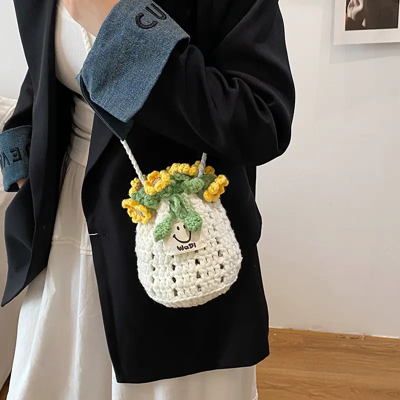 Hands-Free Mini Phone Bag, Sunflower Crochet Crossbody Purse for Phone, Cards, Keys, Lip Balm & Daily Outings  Sunflower Crochet Mini Crossbody Bag, Cute Flower Phone Purse for Women Girls, Cottagecore Summer Shoulder Bag