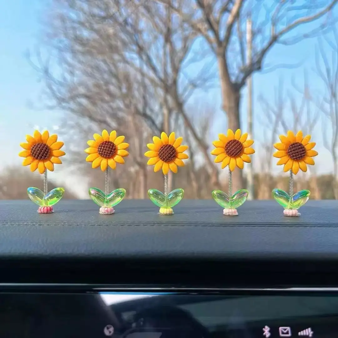 5-Piece Cute Sunflower Car Decorations Set, Shaking Dashboard Car Interior Accessories, Perfect Gift for Father's Day and Graduation