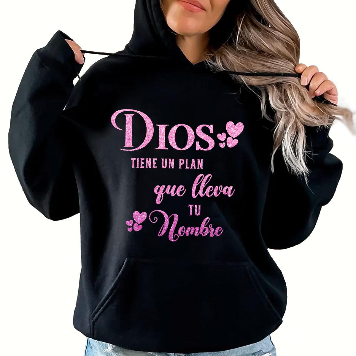 Round Neck T-Shirt With Pink Cartoon Heart & Dios Te Plan Que La Vela Tu Nombre Graphic Print Casual Top Made In USA For Women For Men [ZinniaZip cotton t-shirt/sweatshirt/hoodie, soft and comfortable]
