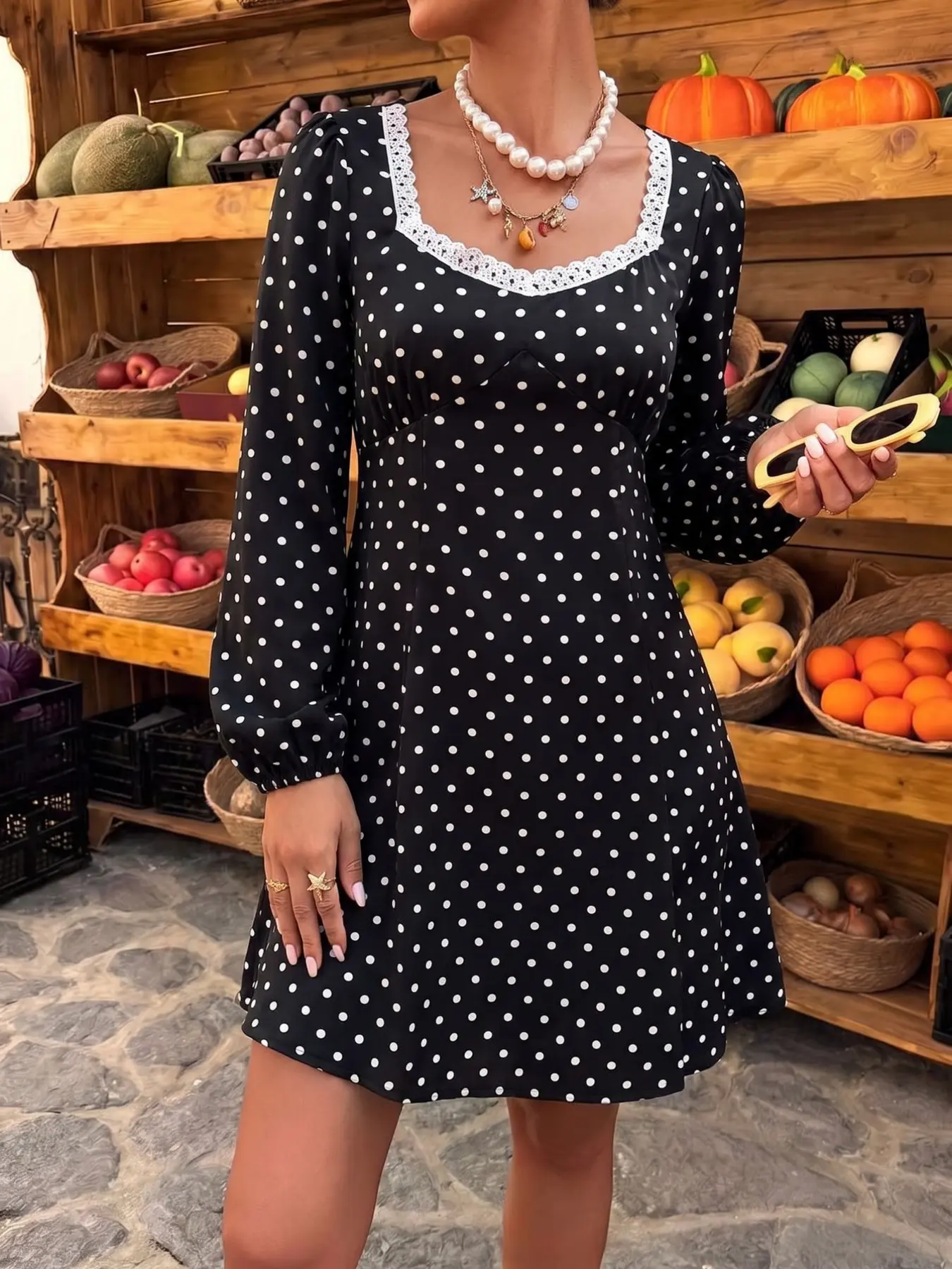 Elegant Women's Polka Dot Short Dress, Lace Square Neck, Flowy Fabric, Long Sleeve, French Countryside Style, Petite Friendly