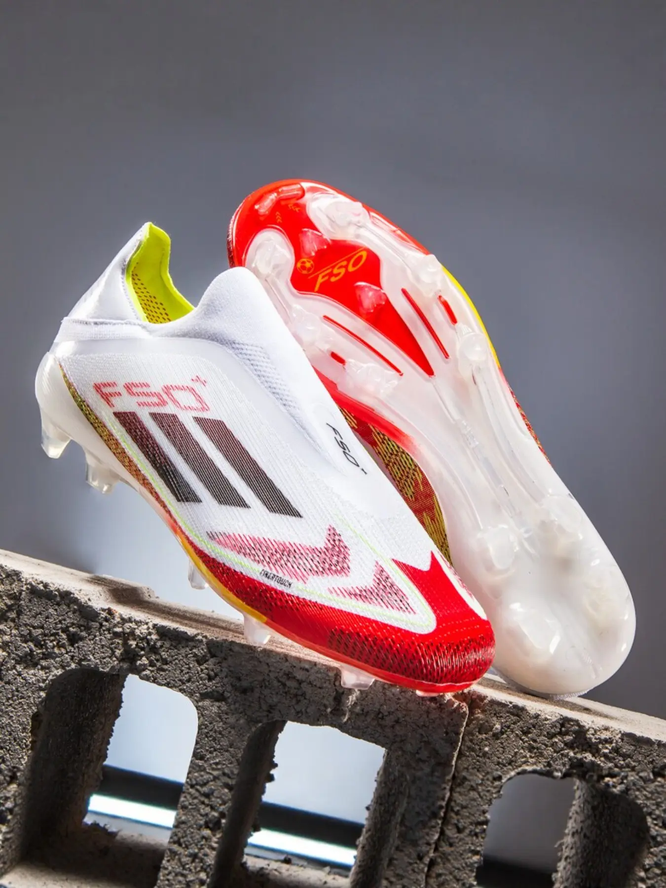 Unisex Football Shoes, Professional Artificial Grass Cleats, Indoor Outdoor Sports Shoes, Fashion Ag/fg Training and Match Boots